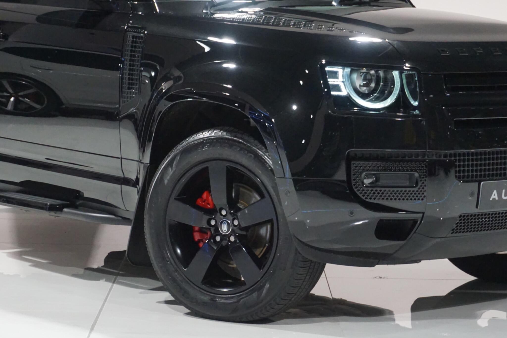 Land Rover Defender 90 3.0 D250 MHEV X-Dynamic HSE SUV 3dr Diesel Auto 4WD Euro 6 (s/s) (250 ps)